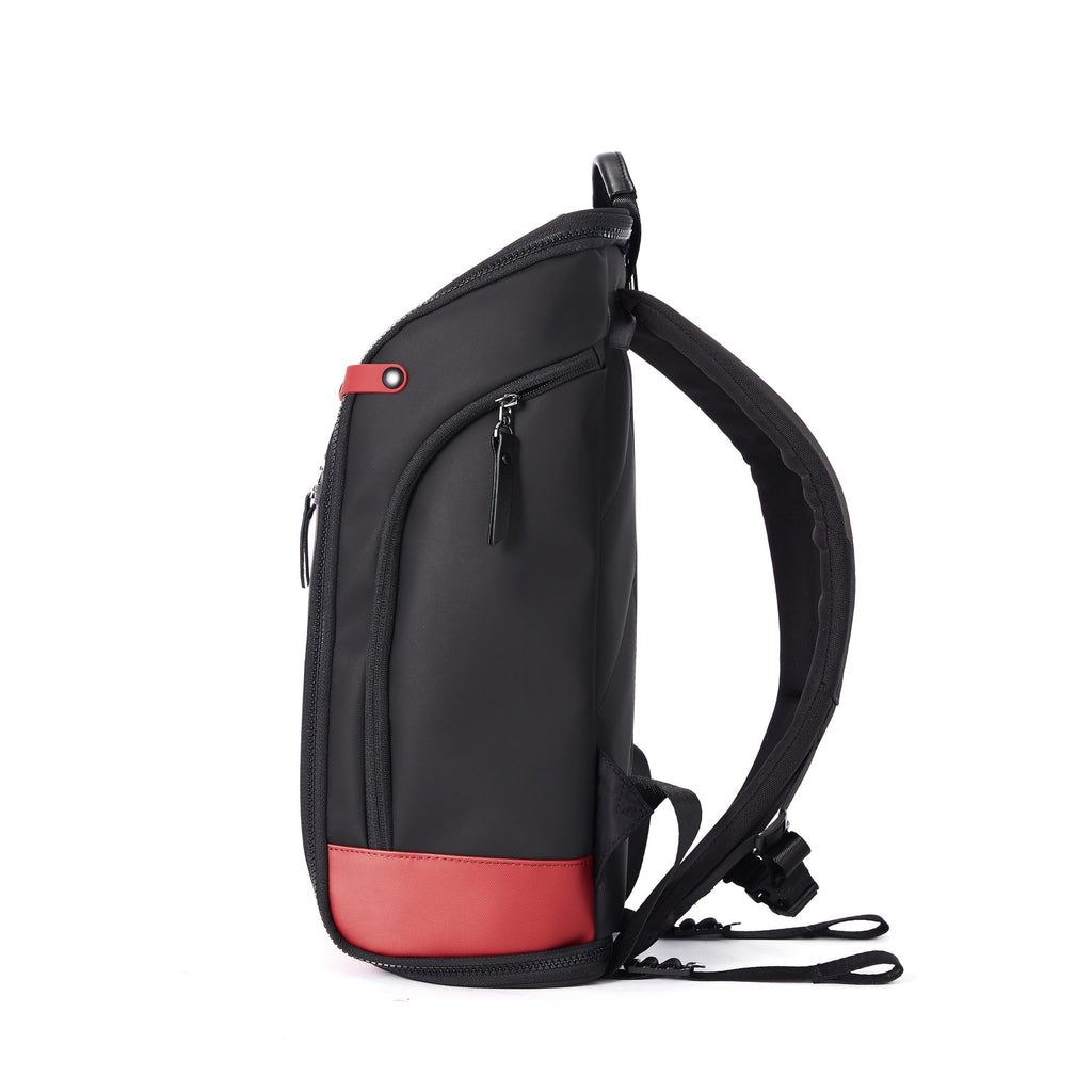 Pilot Backpack (M)